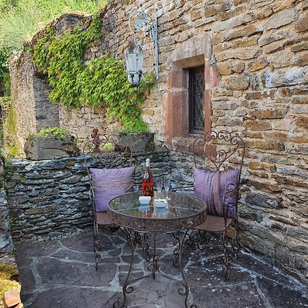 Chambre D'Hotes Au Chateau De Belcastel Belcastel  外观 照片