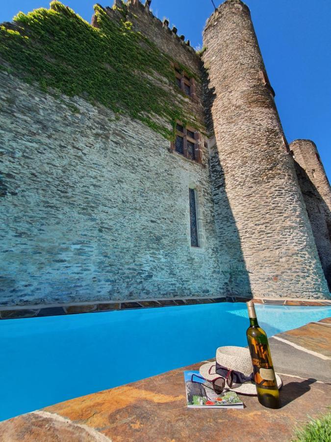 Chambre D'Hotes Au Chateau De Belcastel Belcastel  外观 照片